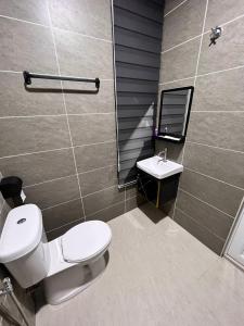 Koupelna v ubytování BEATRIX HOTEL