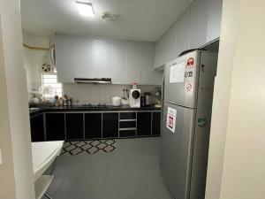 Dapur atau dapur kecil di Homestay Putrajaya