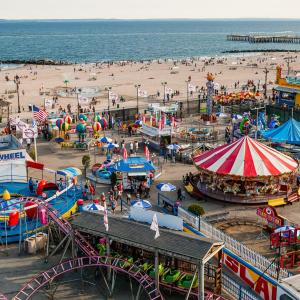 an aerial view of a beach with many amusement parks at CLASSICAL AMERICAN Homestay HOUSE in Brooklyn