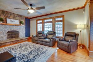 Gallery image of Utica Vacation Rental Gas Grill and Spacious Yard! in Utica