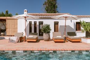 Gallery image of San Roque Suites de Monda in Monda