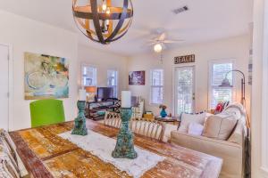 Istumisnurk majutusasutuses Pops Place - COZY Cottage that is Close to the Beach