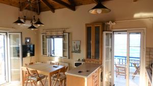 Foto sihtkohas Agia Pelagia asuva majutusasutuse Sea Urchin Apartment Neos Kosmos galeriist