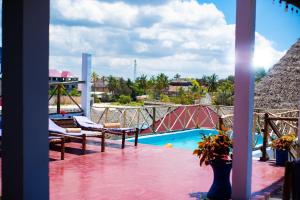 Bazén v ubytování Babalao Rooftop Hotel nebo v jeho okolí