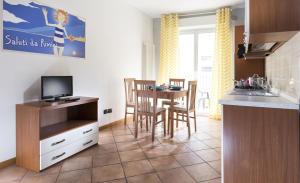 A kitchen or kitchenette at Residence Del Sole
