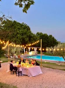 Bazén v ubytování LaChiusa Tuscany nebo v jeho okolí
