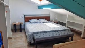 Giường trong phòng chung tại Bed & Breakfast L'Etape Basque