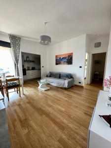 A bed or beds in a room at Due Passi dal Porto