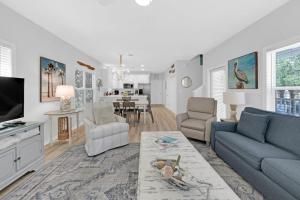 Istumisnurk majutusasutuses Pelican Paradise - Near Gulf Place 2 pools and dogs allowed with pet fee