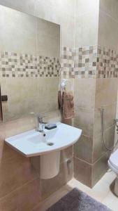 Un baño de Glamorous Marrakech