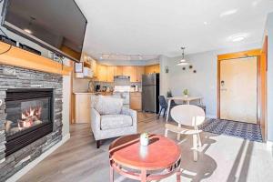 Eldhús eða eldhúskrókur á Lux 2BR 5BD Suite Mountain view!