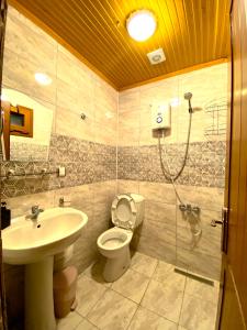 Koupelna v ubytování Villa Jakop