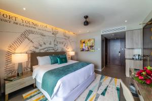 Letto o letti in una camera di Fort Young Hotel