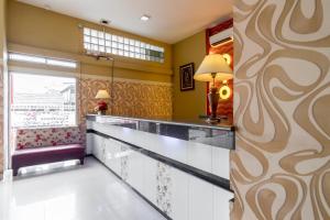 Fotografie z fotogalerie ubytování Capital O 615 Residence Puri Hotel Syariah v destinaci Medan