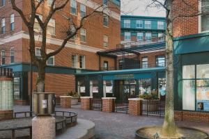 a street in front of a brick building at Central Square 2br w in-unit wd nr restaurants BOS-898 in Cambridge