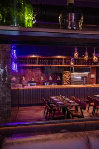 Galeriebild der Unterkunft Hotel Fessla in Qostanai + 23 Fotos