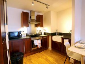 Gallery image of Pass the Keys Bohemian Ancoats suite with balcony in Manchester