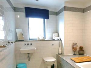 Gallery image of Pass the Keys Bohemian Ancoats suite with balcony in Manchester