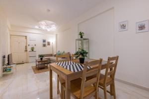 Posezení v ubytování Acaso: Sweet Serendipity in Siolim