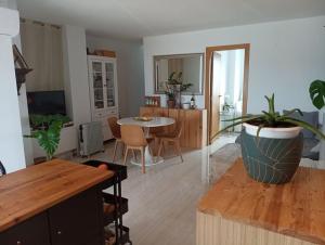 Foto dalla galleria di Dos terrazas vistas a la montaña a Vinarós