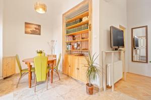 Kuchyň nebo kuchyňský kout v ubytování Elle Home