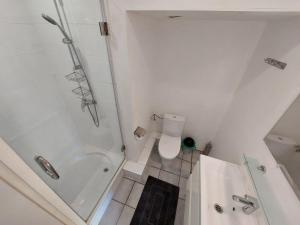 Koupelna v ubytování Kas di Ala apartments