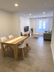 TV a/nebo společenská místnost v ubytování En el corazón de Santander