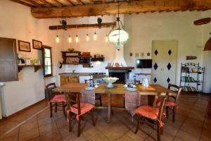 Kuchyňa alebo kuchynka v ubytovaní Agriturismo la Nicchia