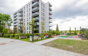 The swimming pool at or close to Apartment Harmonia Oliwska by Renters