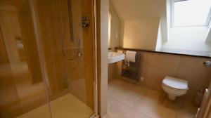 Salle de bains dans l'établissement Fire Station Cottage 13 autres photos