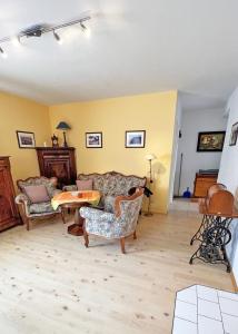 Ảnh trong thư viện ảnh của Villa Vivien Wohnung Findling ở Göhren