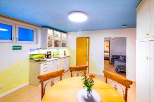 Dapur atau dapur kecil di Zum Engelreich ruhig, ländlich, stadtnah +17 gambar