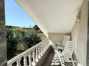 Balkoni atau teres di Ferraguda Garden House