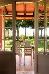 Κήπος έξω από το Villa La Stella