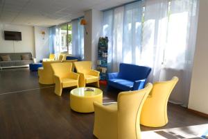 Posezení v ubytování Hotel Embassy