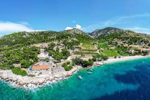 Landskap semula jadi dekat dengan apartmen