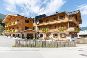 Budynek, w którym mieści się apartament