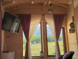 TV a/nebo společenská místnost v ubytování Stone Point Villas