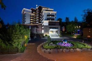 Gallery image of Mirotel Resort and Spa in Truskavets