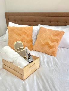 Postel nebo postele na pokoji v ubytování Bulacan Staycation by Mags@ SMDC Cheer Residences