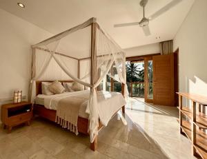 Voodi või voodid majutusasutuse 2 Bedroom Exclusive Villa Rice Paddy views with Private Pool Includes Free Breakfast toas