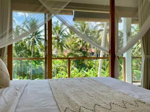 Voodi või voodid majutusasutuse 2 Bedroom Exclusive Villa Rice Paddy views with Private Pool Includes Free Breakfast toas +29 fotot