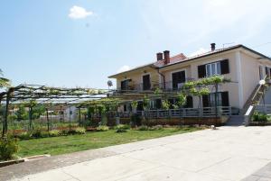 Zahrada ubytování Apartments and Rooms Kod Keti