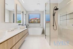 Foto de la galería de Bayview Luxe Entertainer Pool & World Class View en Mount Martha