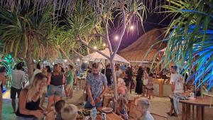 Tetamu yang menginap di Gili Lumbung Bungalow +101 gambar