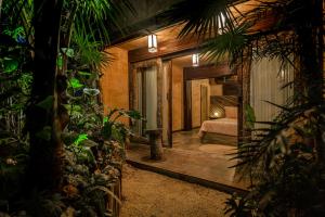 Gallery image of Enigmatic Beach Hotel in Isla Mujeres