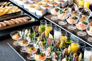 Jídlo v hotelu nebo okolí