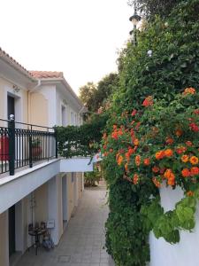 A balcony or terrace at Miloni Studios
