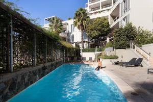 Swimmingpoolen hos eller tæt på Luxury Waterfront Canals Apartment