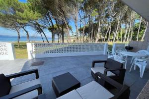 Zdjęcie z galerii obiektu Apartment in Sanxenxo with Ocean View w mieście Sanxenxo